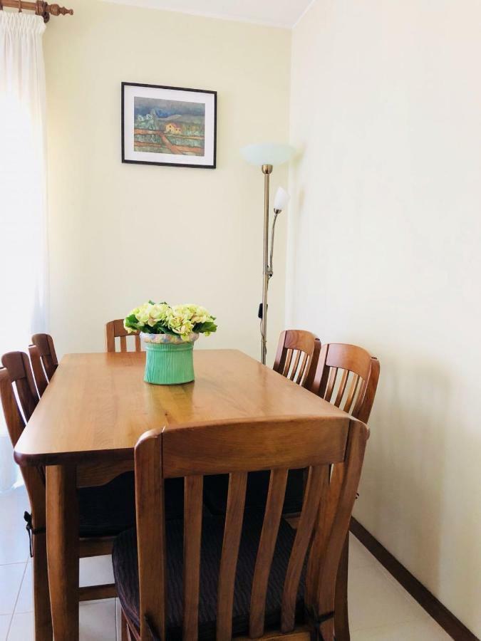 بوفوُ جي فارزيم Eca De Queiros Apartment المظهر الخارجي الصورة